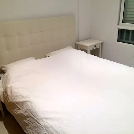Front Ground Floor Flat Playa San Juan Apartamento *